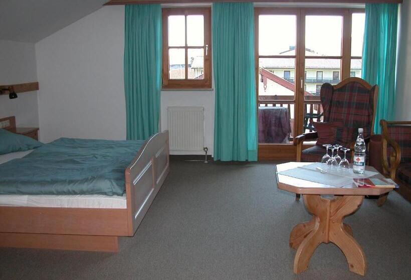 Family Suite, Restaurant Zum Hirschhaus