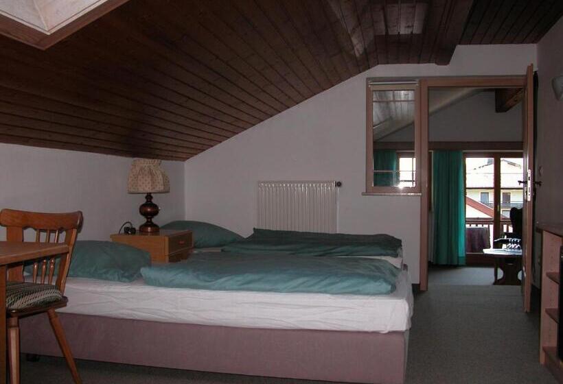 Family Suite, Restaurant Zum Hirschhaus