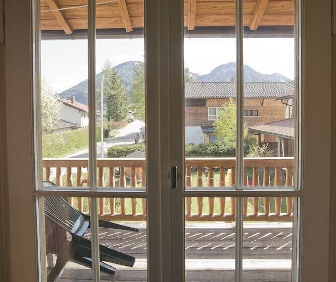 Номер Стандарт, Restaurant Zum Hirschhaus