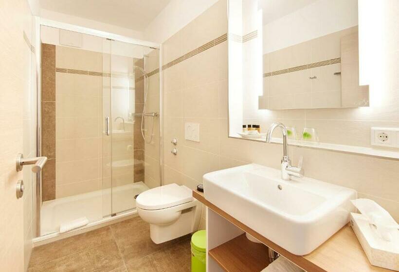 스탠다드 발코니 룸, Rodelhaus