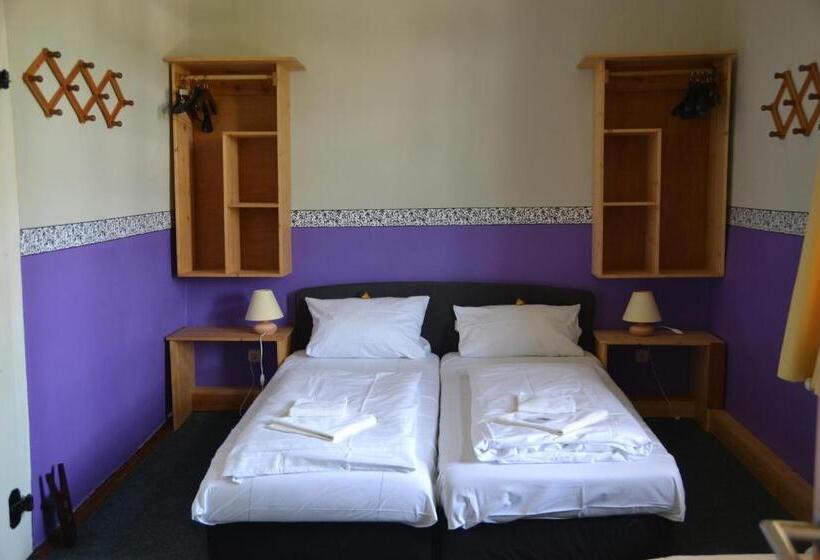 스탠다드 룸, Tonenburg