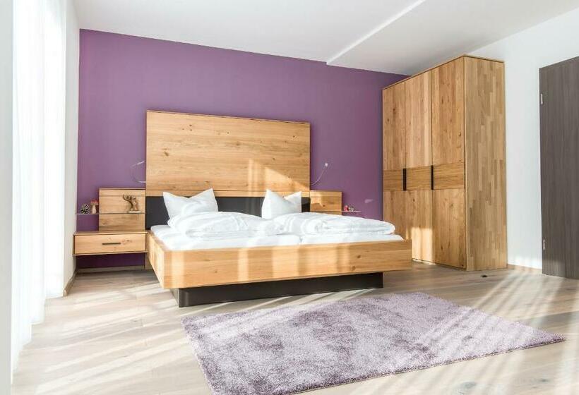 Номер Стандарт, Vier Jahreszeiten An Den Thermen