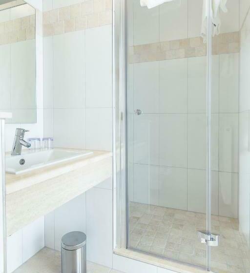 Номер Стандарт, Vier Jahreszeiten An Den Thermen