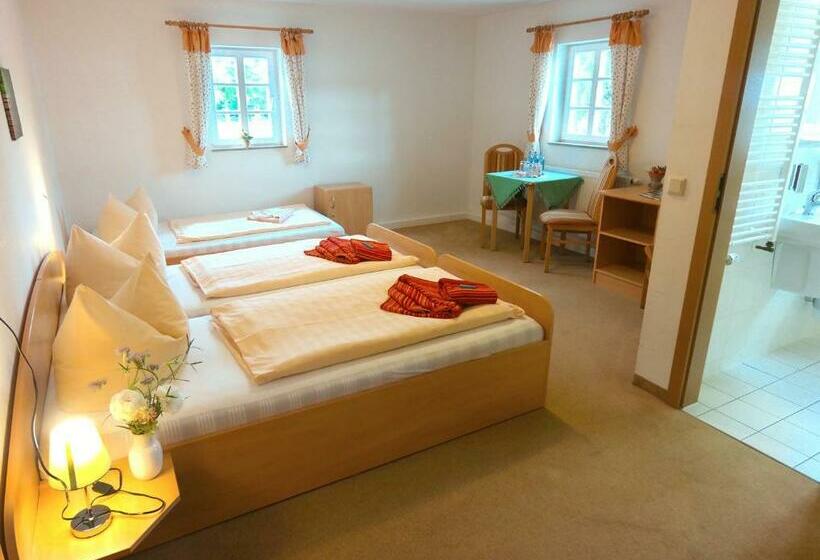 スタンダードルーム, Waldgasthof Bad Einsiedel