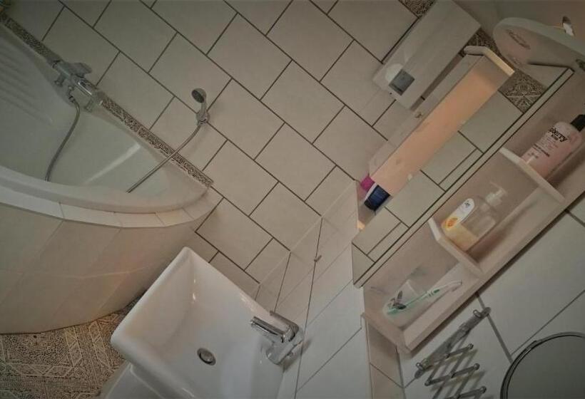 סטודיו סופריור, Zeitwohnen