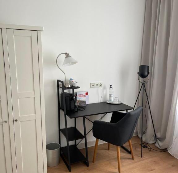 חדר סטנדרט, Max Hotel Düsseldorf Self Check In