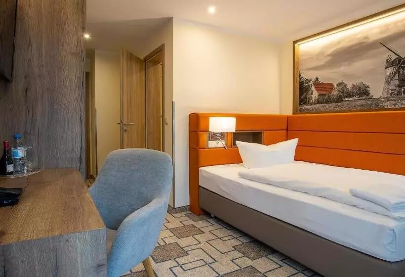 スタンダードシングルルーム, Ostseehotel Villen Im Park   Ein Rovell