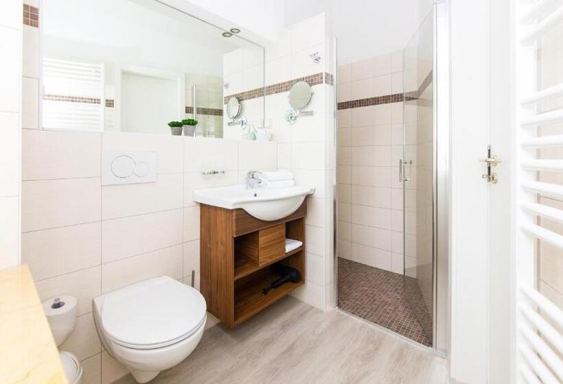 빌라 침실 1개, Ostseehotel Villen Im Park Ein Rovell