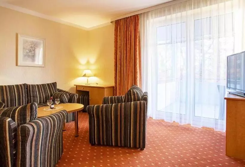 スイート, Ostseehotel Villen Im Park   Ein Rovell
