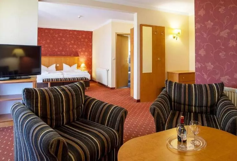 スイート, Ostseehotel Villen Im Park   Ein Rovell