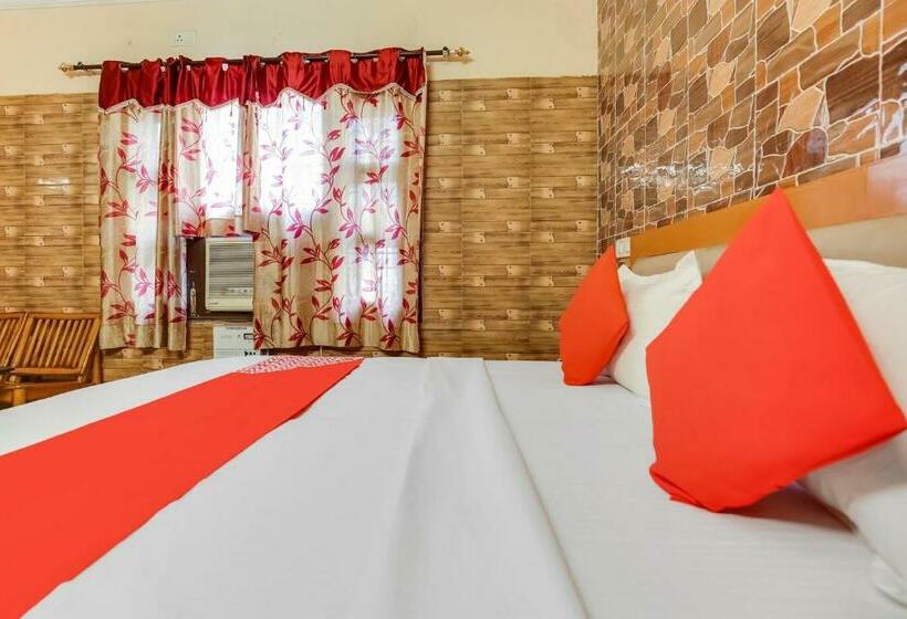اتاق کلاسیک سه تخته, Flagship Hotel Ashirwad