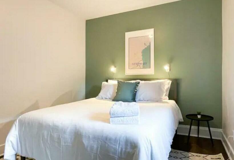 غرفة قياسية, Lake Superior Boutique