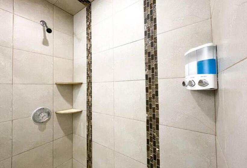 جناح غرفتين نوم, Lake Superior Boutique