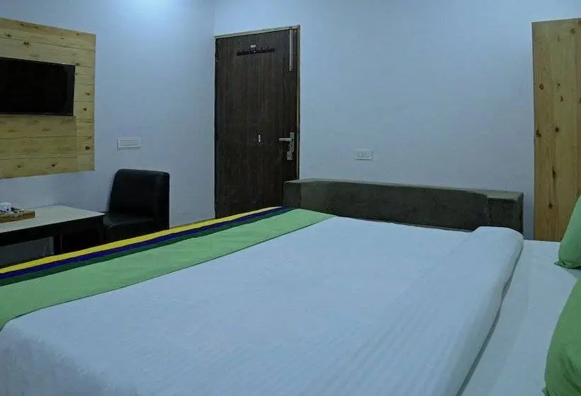 Deluxe-huone, Treebo The King Mohali