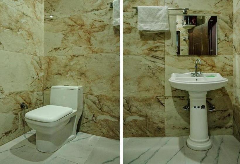 Номер Стандарт, Treebo The King Mohali