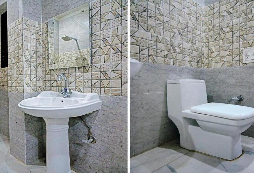 Номер Deluxe, Treebo The King Mohali