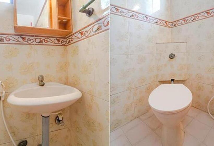 חדר דלוקס, Fabexpress Janakiraman