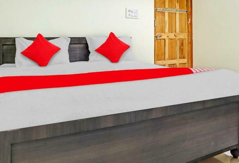 חדר קלאסי לשלושה, Oyo Flagship 70252  Samridhi