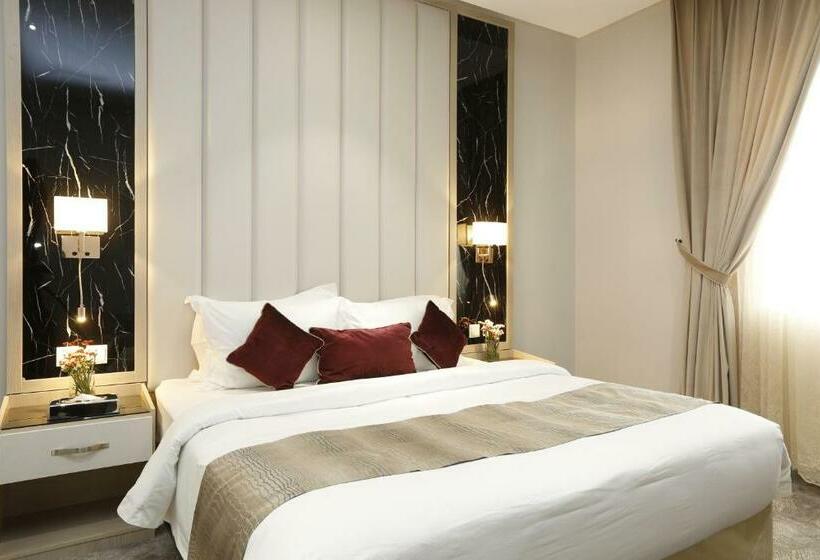 Studio Deluxe, وايت مون للأجنحة الفندقية  الرصراص