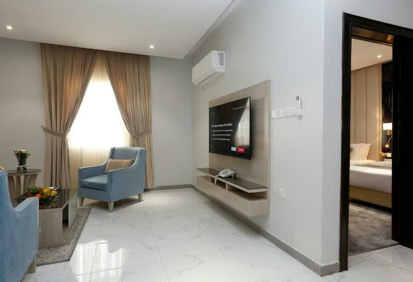 Studio Deluxe, وايت مون للأجنحة الفندقية  الرصراص