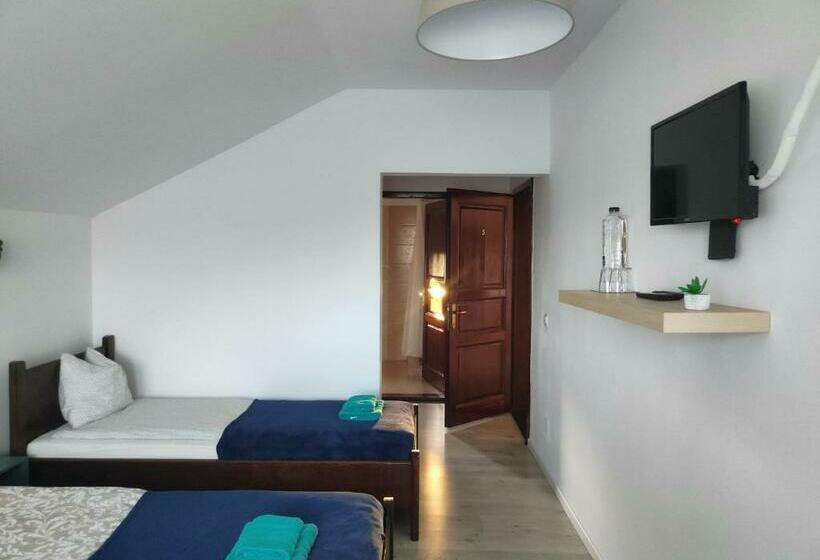 スタンダードトリプルルーム, Pensiune Agroturistica La Recea