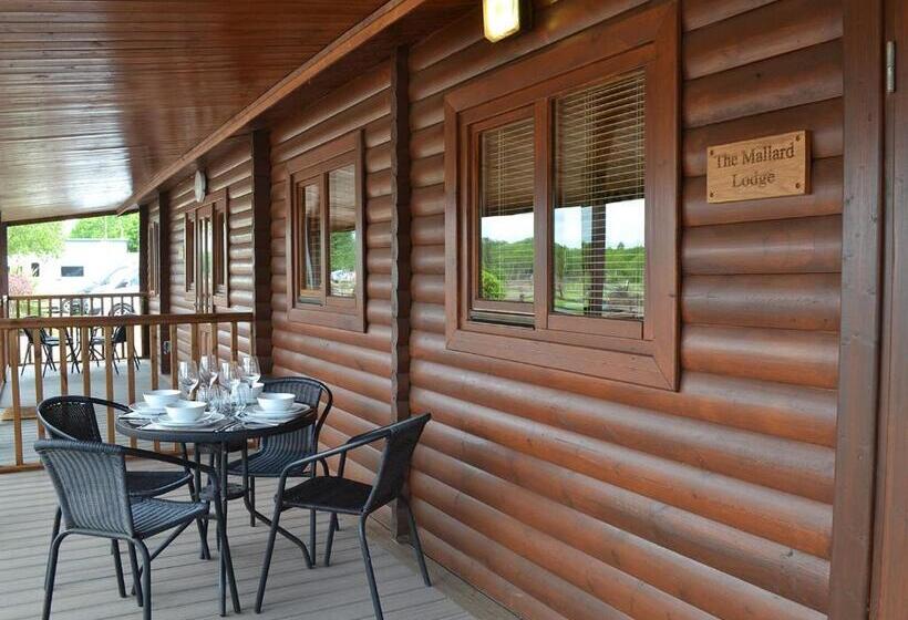 منزل غرفتين نوم, Bosworth Lakeside Lodges