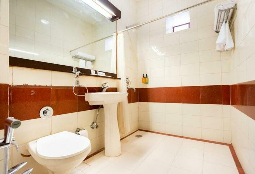 Quarto Deluxe, Zone Palace By The Park Phalodi