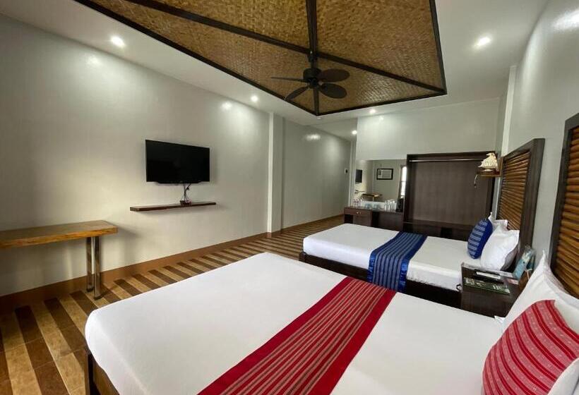 اتاق لوکس با بالکن و چشمانداز دریا, Lasersita Casitas And Water Spa Beach Resort By Cocotel