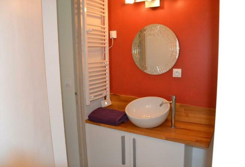 Standart Oda, Chambres D Hotes Les Gites De L Ancienne Auberge Gien Langesse Montargis