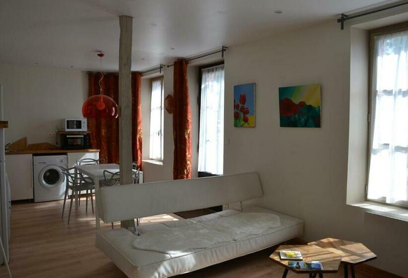 Standart Oda, Chambres D Hotes Les Gites De L Ancienne Auberge Gien Langesse Montargis