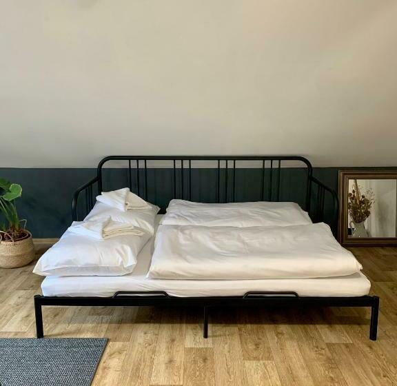 Номер Deluxe, Penzion Medové údolí