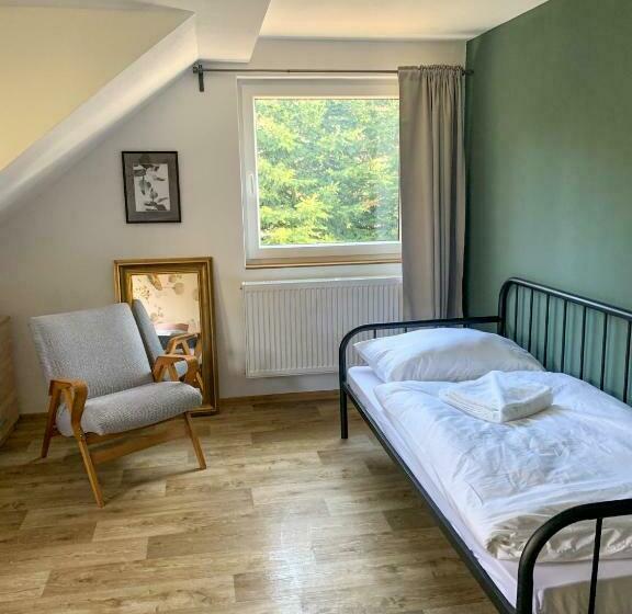 Номер Deluxe, Penzion Medové údolí