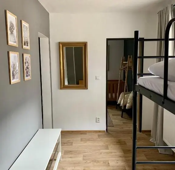 スイート（家族用）, Penzion Medové údolí