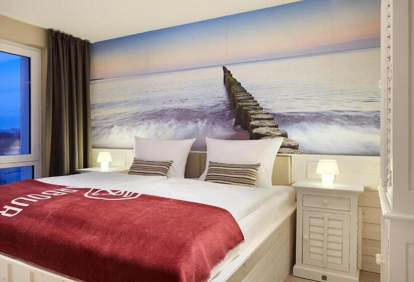 1 Bedroom Apartment Lake View, Beach Apartments Heiligenhafen