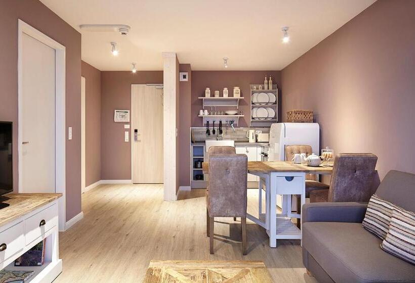 1 Bedroom Apartment Lake View, Beach Apartments Heiligenhafen