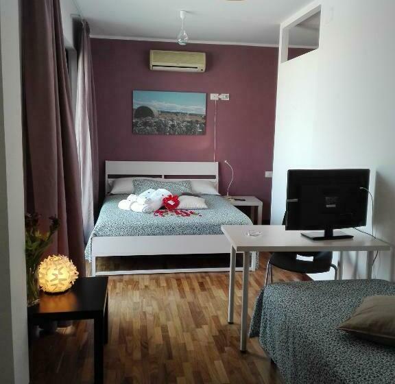 غرفة قياسية ثلاثية مزودة بتراس, Ca Maranto