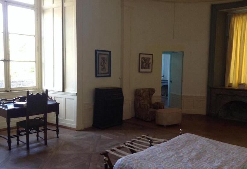 带3个卧室的公寓, Chateau De Frasne