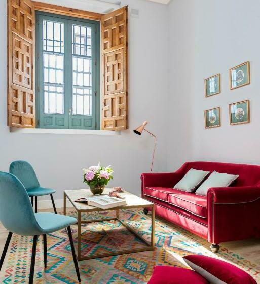 آپارتمان خانوادگی 2 خوابه, Palacio Bucarelli