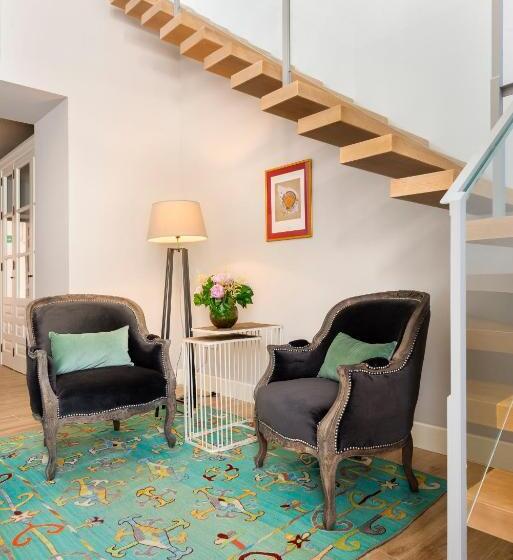 اتاق عادی, Palacio Bucarelli