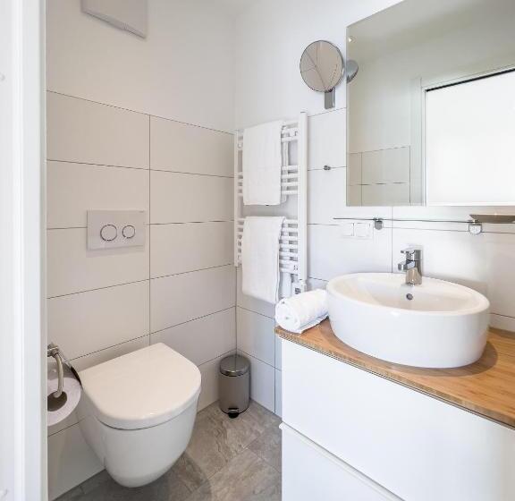 سوییت, Appartement Am See