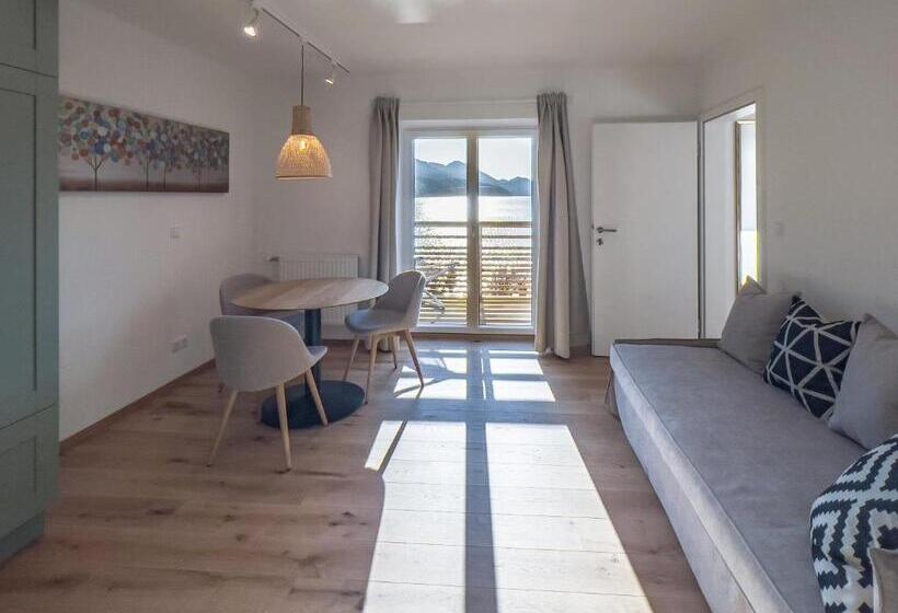 سوییت, Appartement Am See