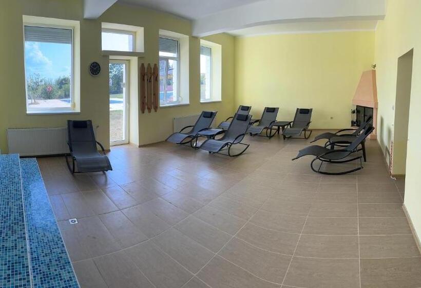 غرفة قياسية, Kremena Guest House