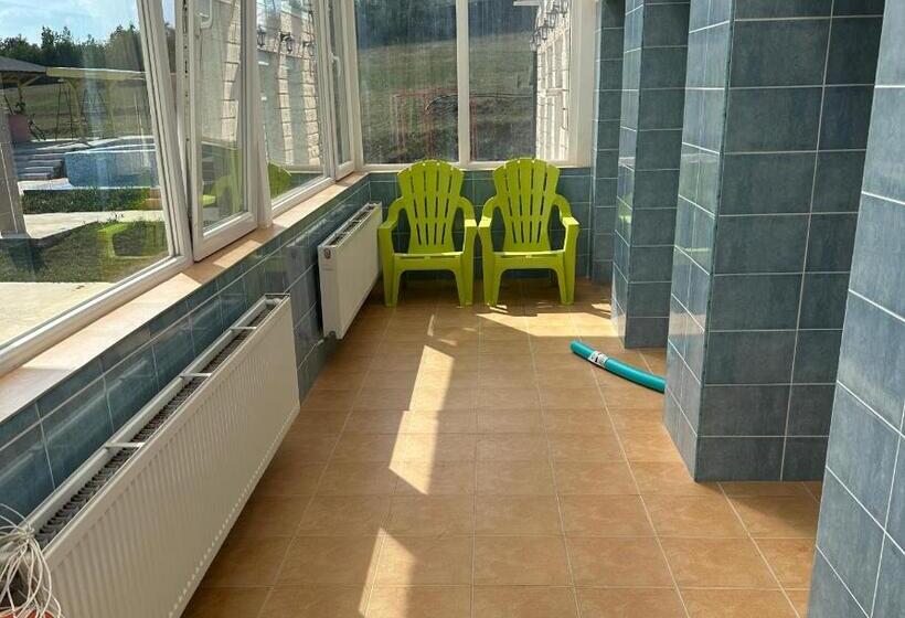 غرفة قياسية فردية, Kremena Guest House