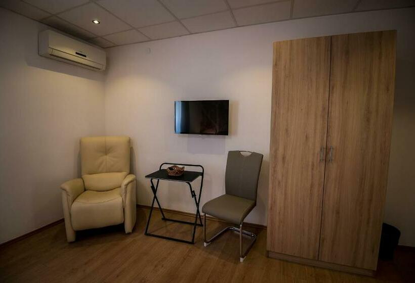 Номер Стандарт, Mokka Apartman Szeged
