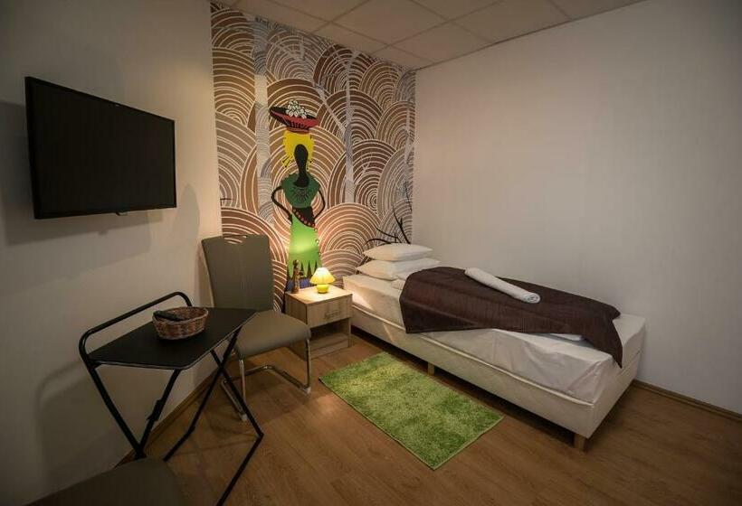 Номер Стандарт, Mokka Apartman Szeged