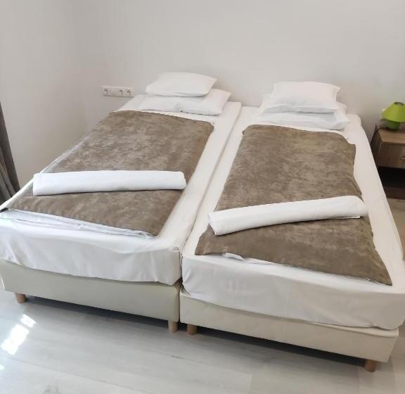 Номер Стандарт, Mokka Apartman Szeged