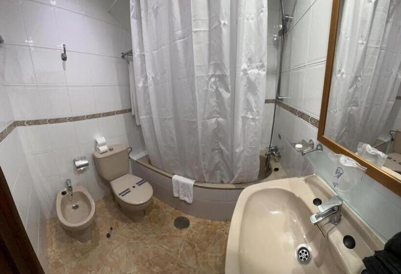 2 Bedroom Apartment with Views, Riviera Del Mar Apartment