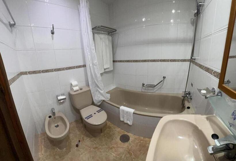 2 Bedroom Apartment with Views, Riviera Del Mar Apartment