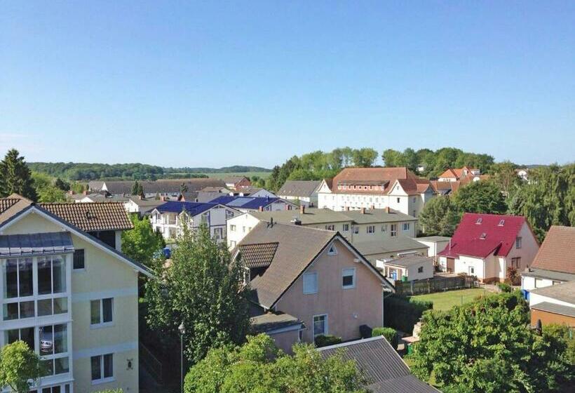 1 Bedroom Apartment Lake View, Wohnpark Stadt Hamburg In Binz Wg 57