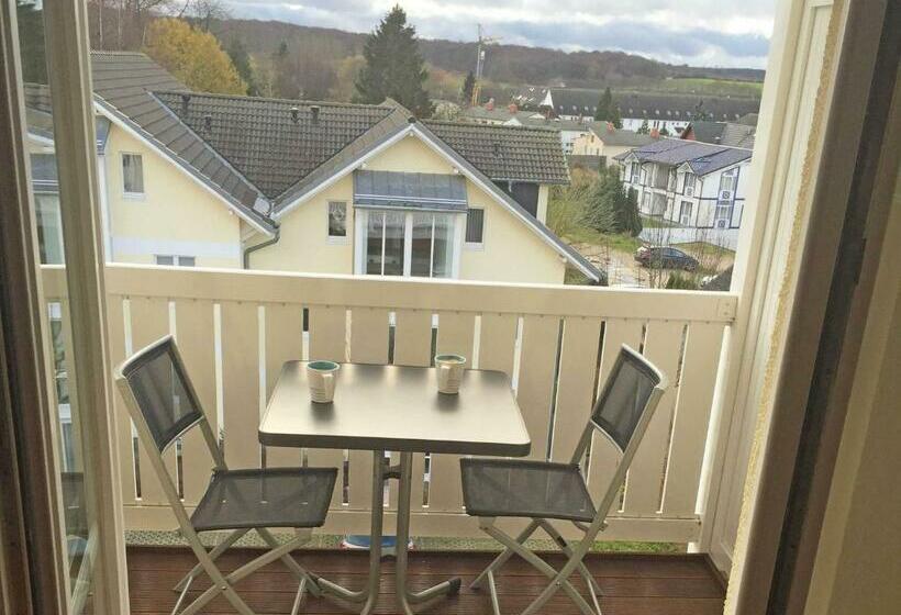 1 Bedroom Apartment Lake View, Wohnpark Stadt Hamburg In Binz   Wg 57